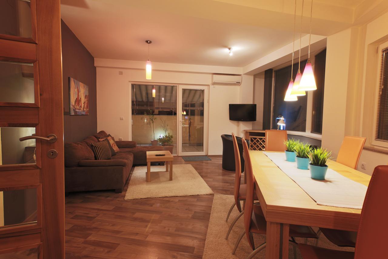 Apartments Elena Ohrid Exterior photo